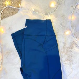 Lululemon All the right places crop Legging Sz 6